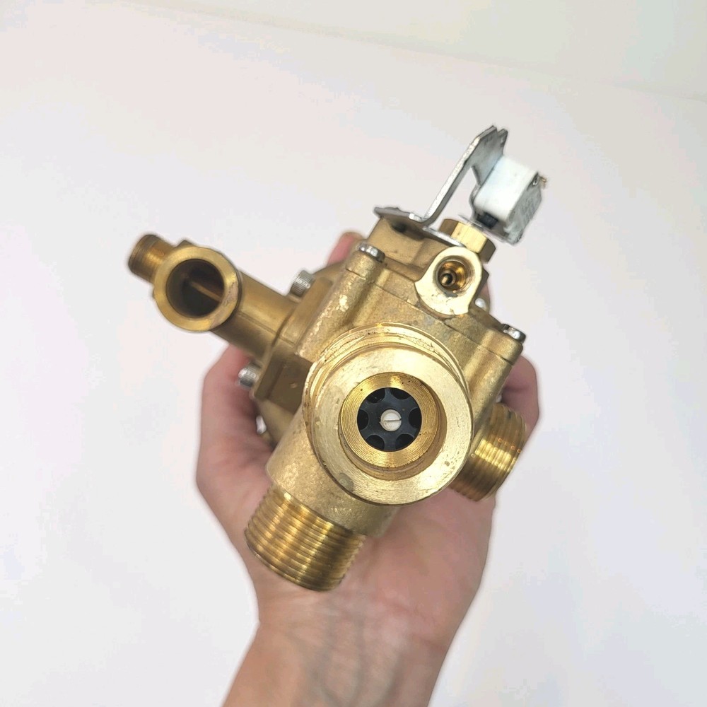 Baxi Combi 80E 80 Eco 105E 105HE Diverter Valve 7224344 248061 Genuine tankless