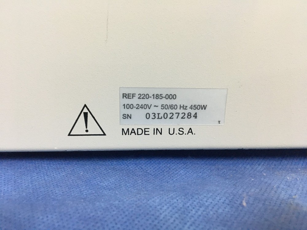 Stryker Endoscopy x6000 Light Source 220-185-000. Bulb Hours: 259