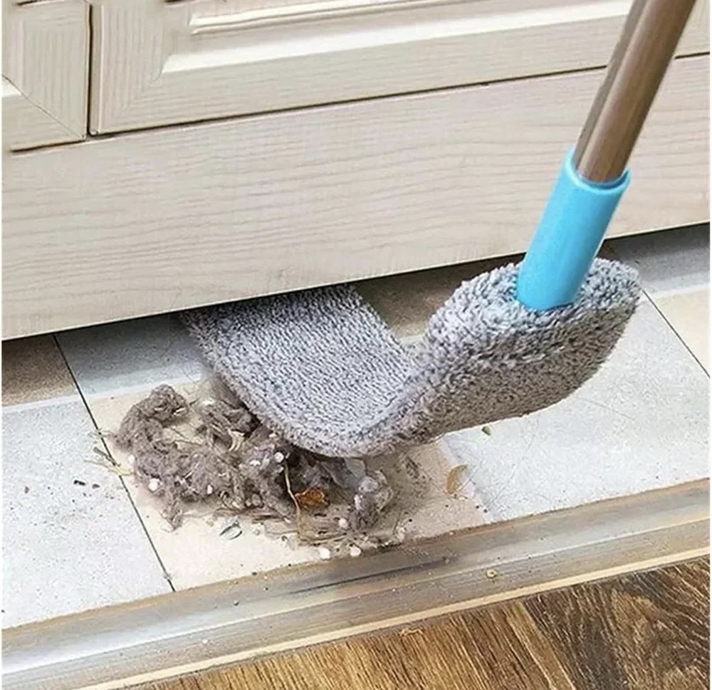 Retractable Gap Duster w/ 3 Microfiber Covers Long Handle Cleaner