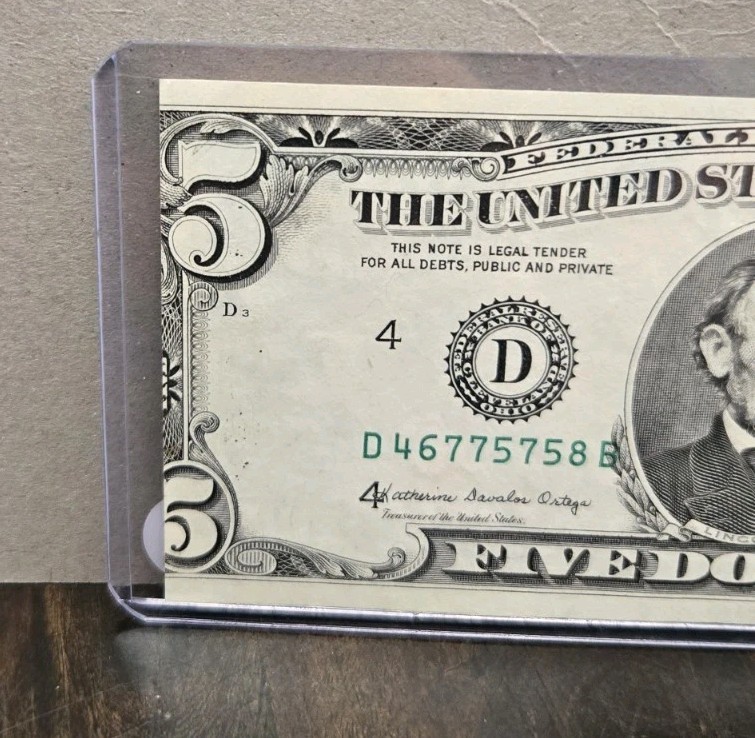 Error note U.S. currency -Miscut And Misaligned!