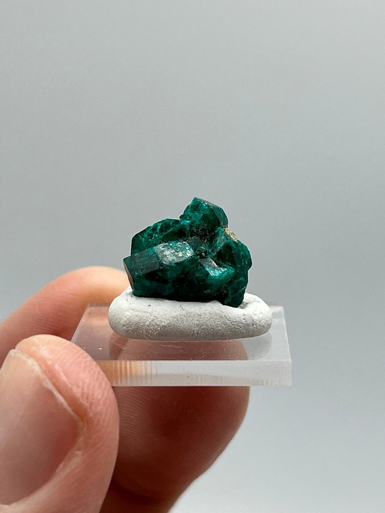 Dioptase D