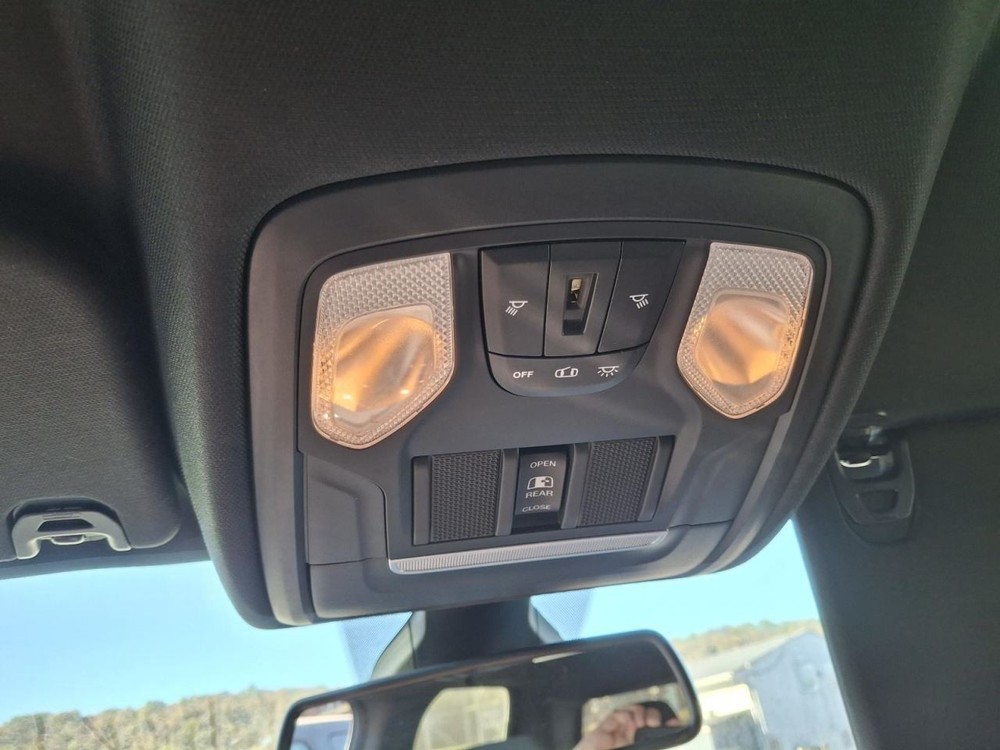 2019 Dodge Ram 1500 8.4 Touch Screen Display OEM Used - Reprogram Required