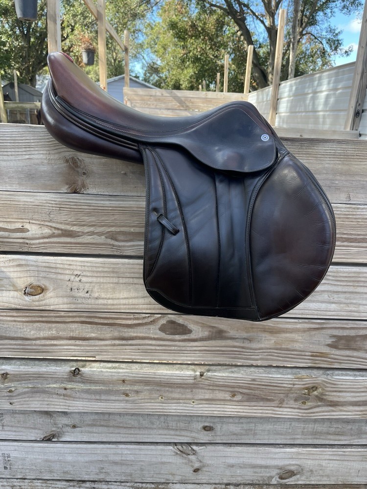 17.5” Equipe Special One Jumping Saddle