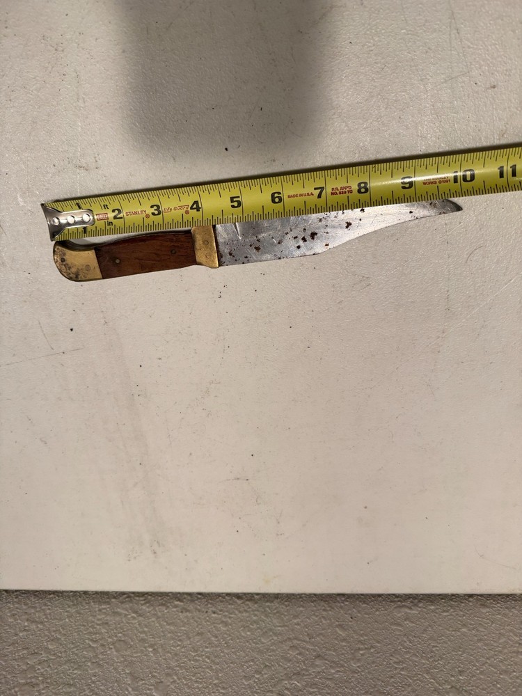 Vintage Hunter Knife Blade-Wood Handle Fixed Blade