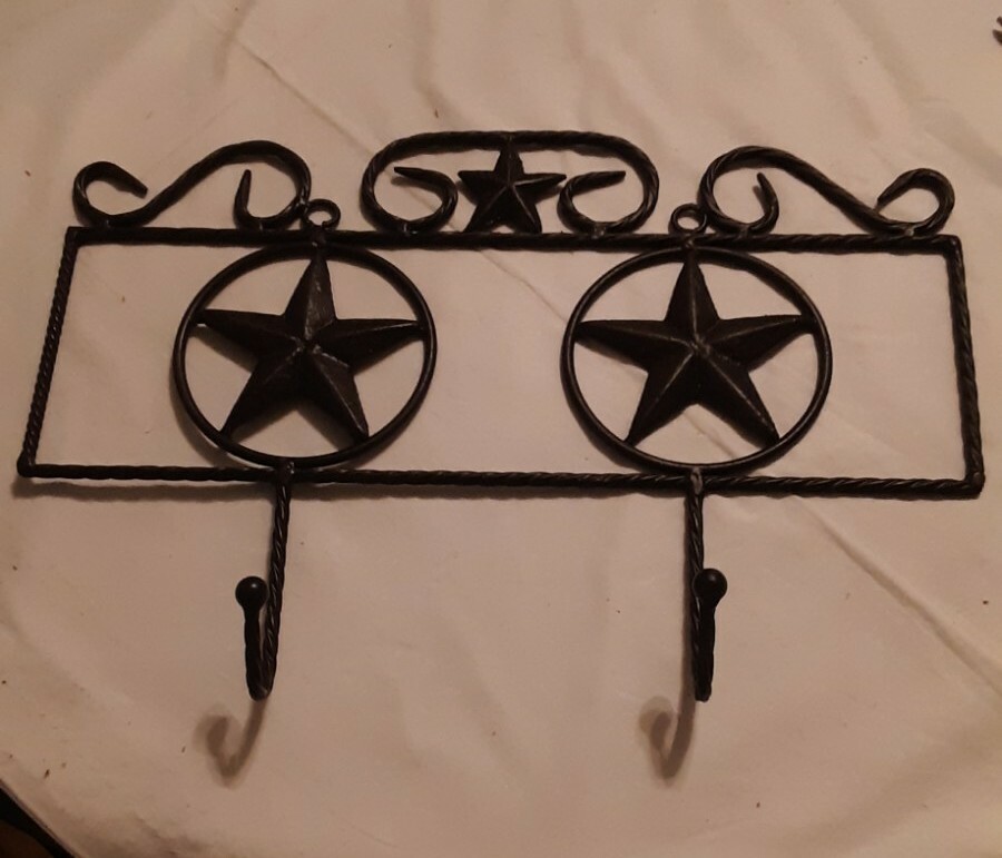 Cast Iron Texas Star 2 Hook Bracket