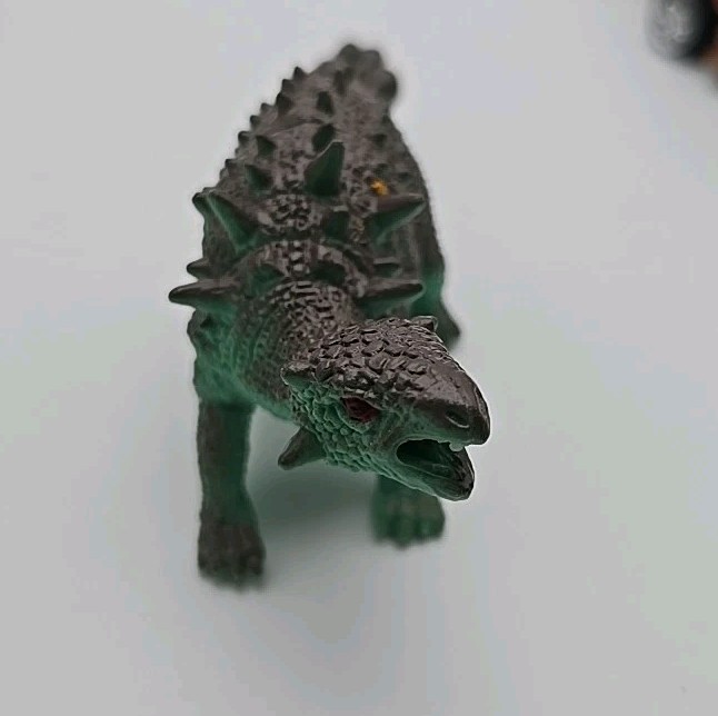 5 Random Dinosaur Toys 4"
