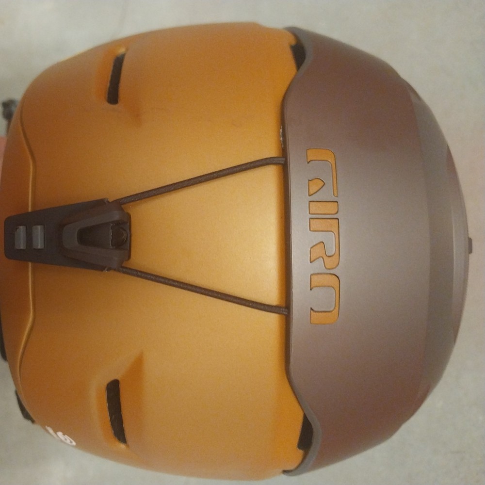 Giro Tor Spherical MIPS Helmet Size Small Nice