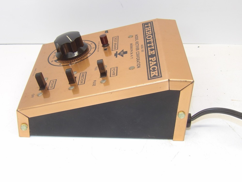 Vintage MRC Model 500 HO Train Control Throttle pack with box & instr-working