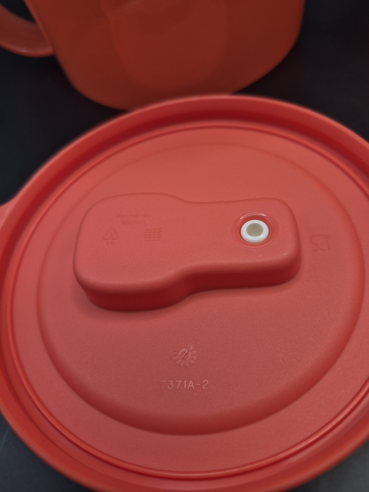 Tupperware CrystalWave Plus Soup Mugs