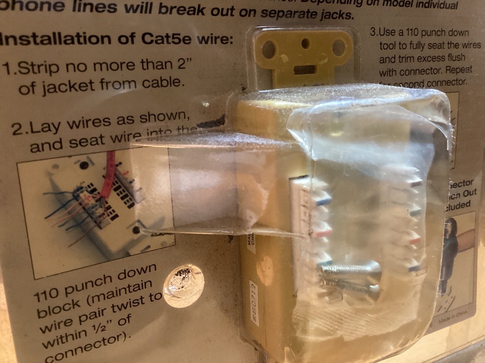 Cat 5e Ethernet Wall Plate Plug for Internet Phone Data Wire