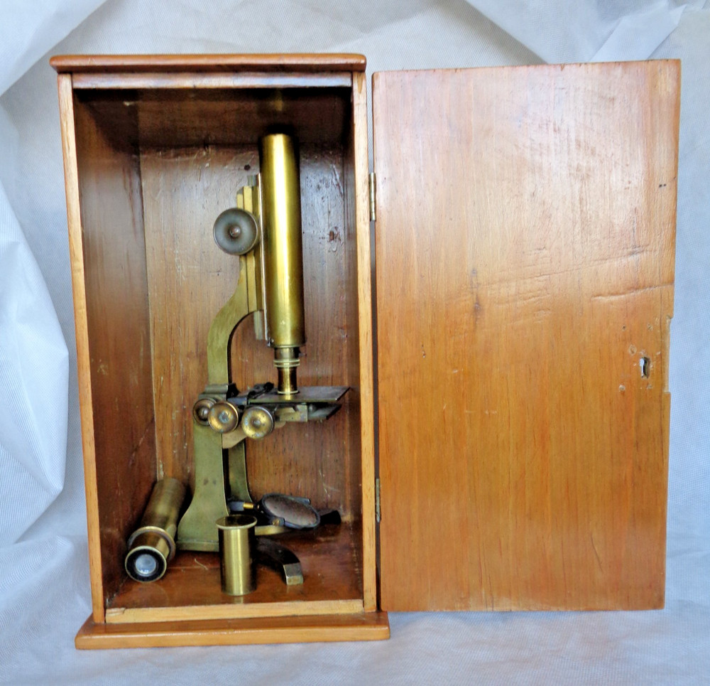 SCOTTISH VICTORIAN c1850 COMPOUND MONOCULAR BRASS MICROSCOPE JAMES WHITE GLASGOW
