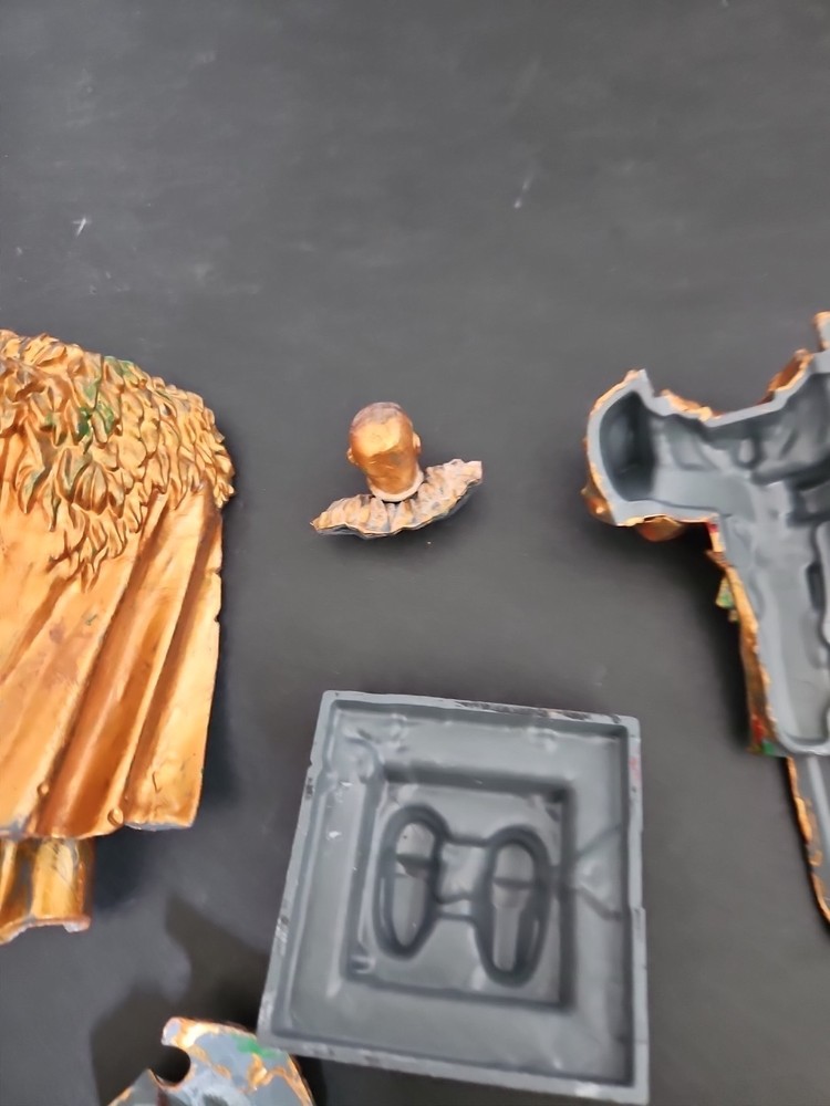 Warhammer 40k Honored Imperium Statue Terrain Needs Work See Photos