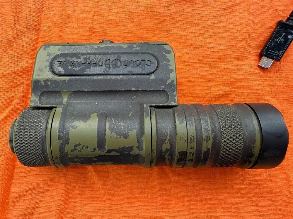 Cloud Defensive OWL With Charger