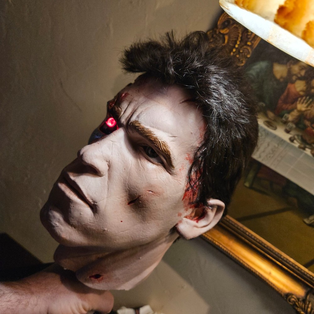 TERMINATOR ARNOLD SCHWARZENEGGER life size head bust horror