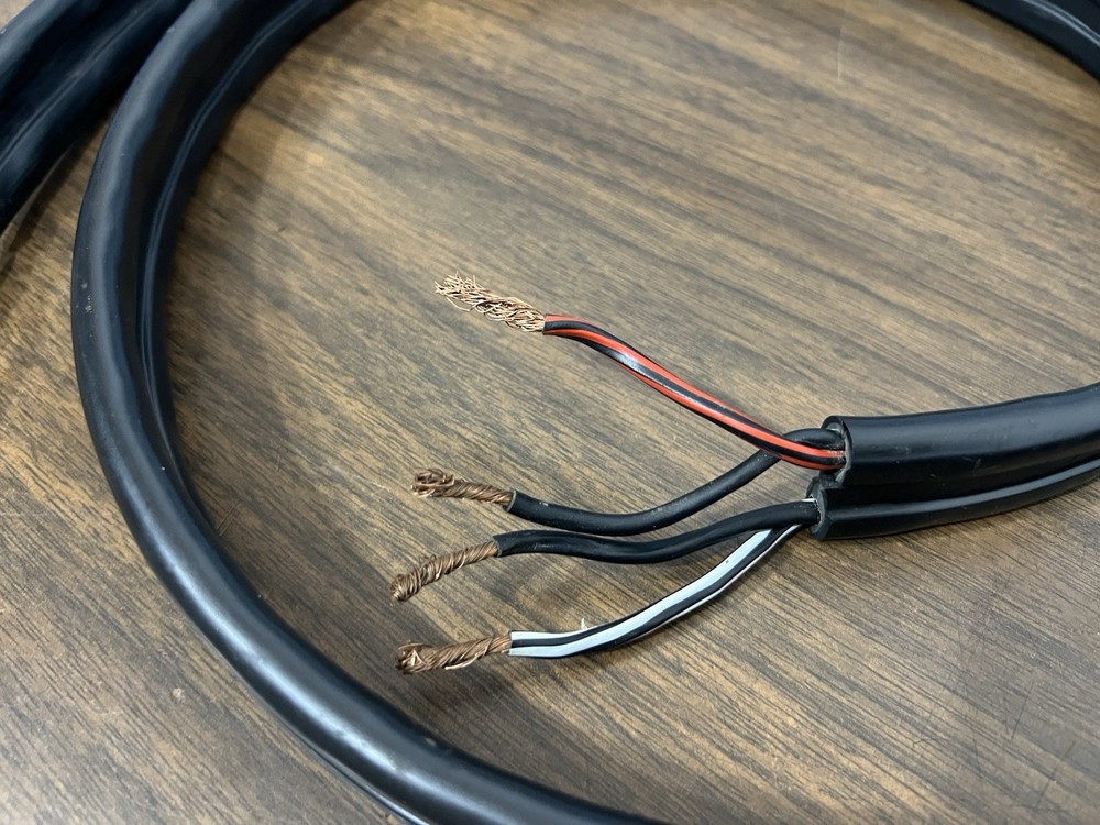 Linn K400 speaker cable - 6 Feet ( PAIR )