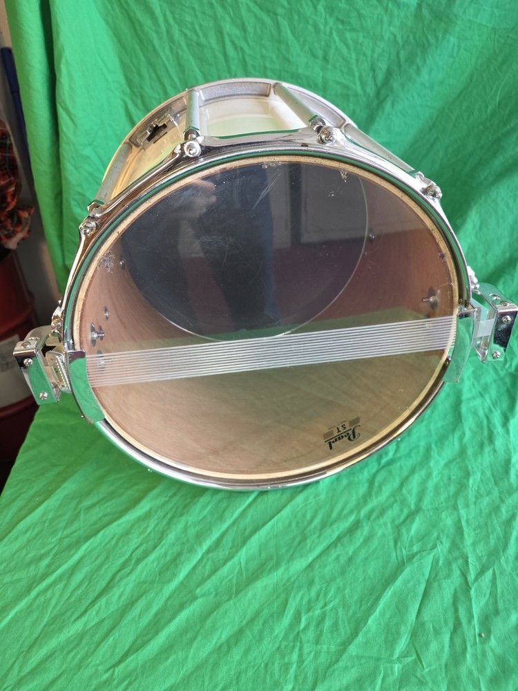 Pearl 15" Marching Snare Drum