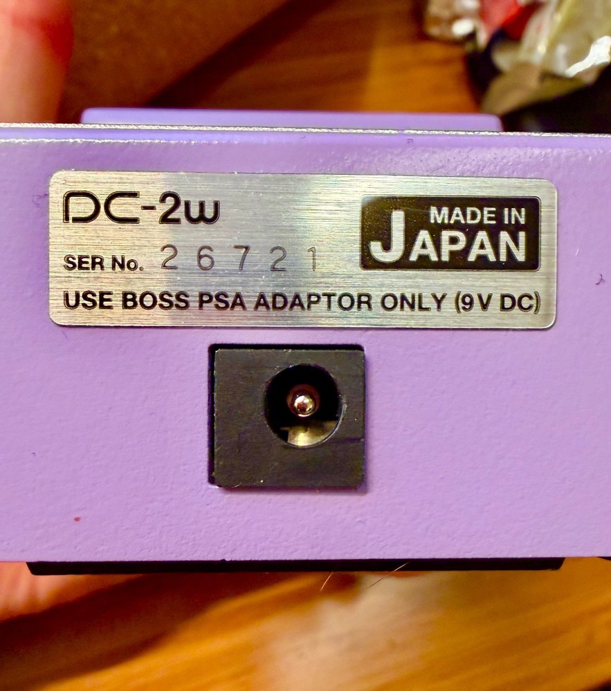 Boss DC-2W Dimension C Guitar Chorus Pedal w/ Patch Cable
