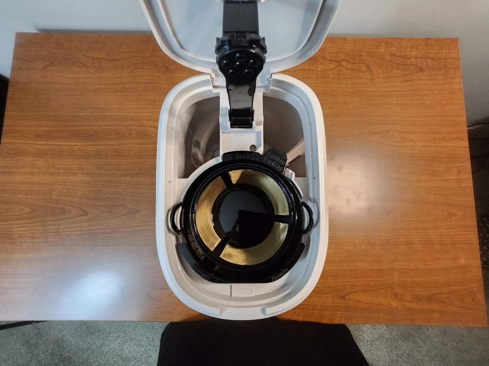 Bella 12 Cup Programmable Coffee Maker Model CMD1011-UL Beige New No Box