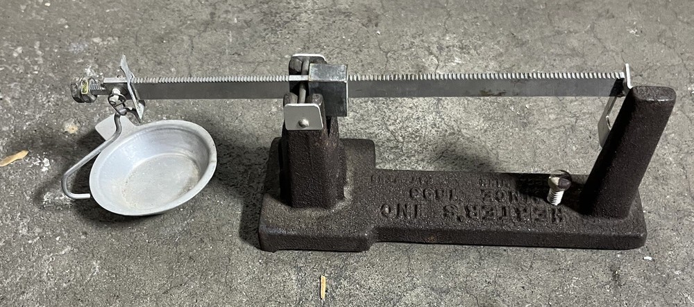 Vintage Herter's Powder Scale