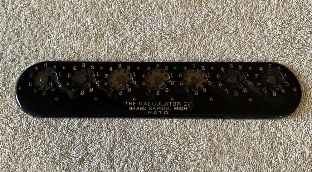 Antique The Calculator Co. Grand Rapids, Michigan Adding Machine