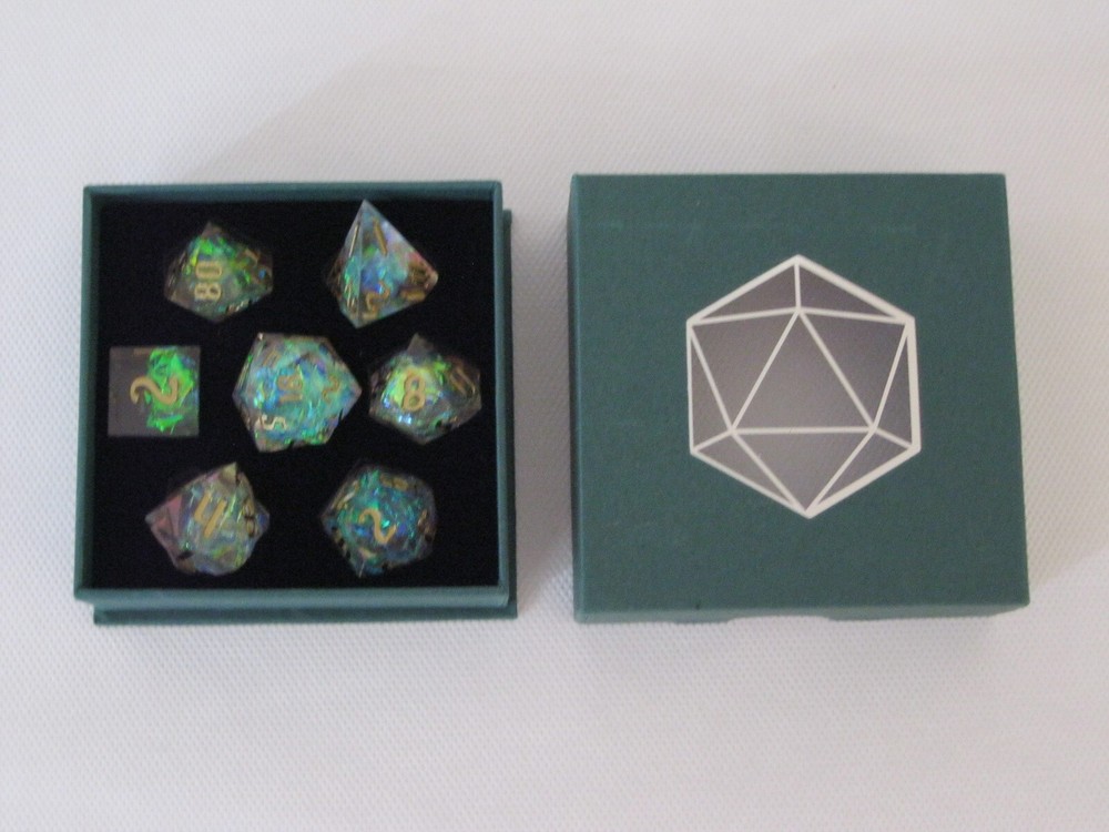 New 7 Piece Cusdie Sharp Edges DND Polyhedral MTG Pathfinder Dice Set Rainbow