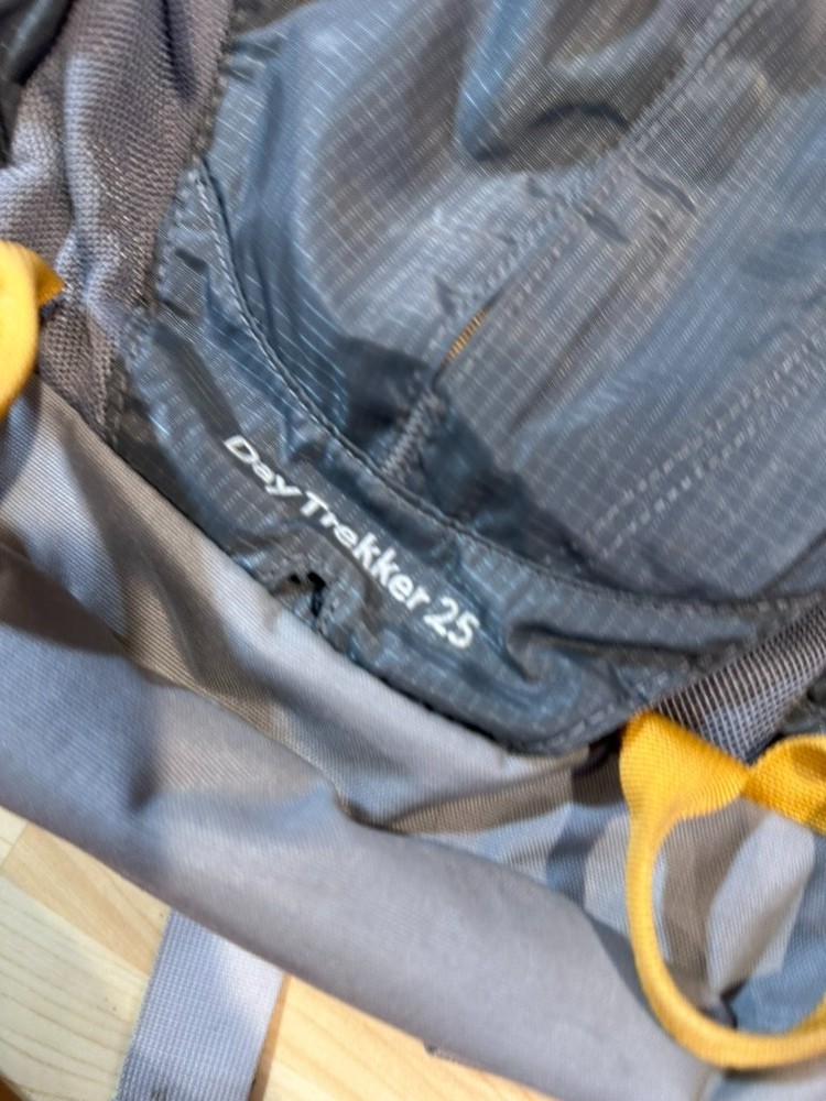 LL Bean Day Trekker 25 Backpack BOA Adjust Hydration Gray Camp