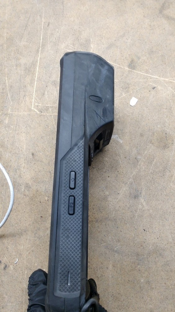 Chameleon 5R Rugged Biometric Handheld Device – Powers On