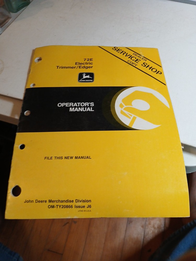 Operators Manual John Deere 72E Electric Trimmer/edger