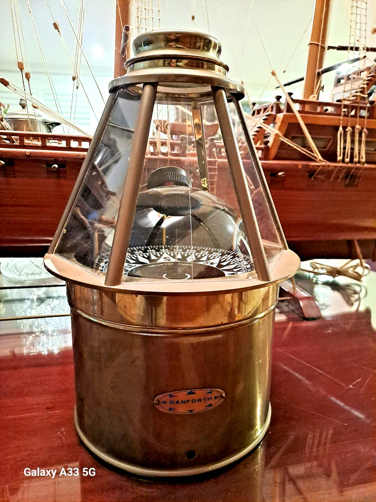 Danforth Skylight Constellation Compass Brass/ Glass 34cm High Unused