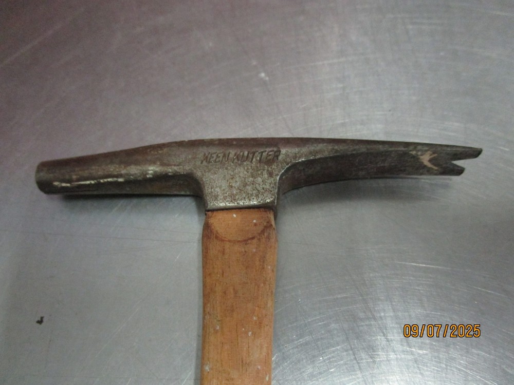 Vintage Keen Kutter Tac Hammer