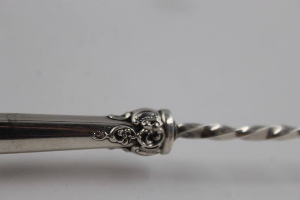 STERLING SILVER CANDLE SNUFFER 9 INCHES B0131