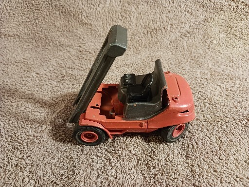 Linde Gabelstapler red black Schuco g 261 Missing Forks