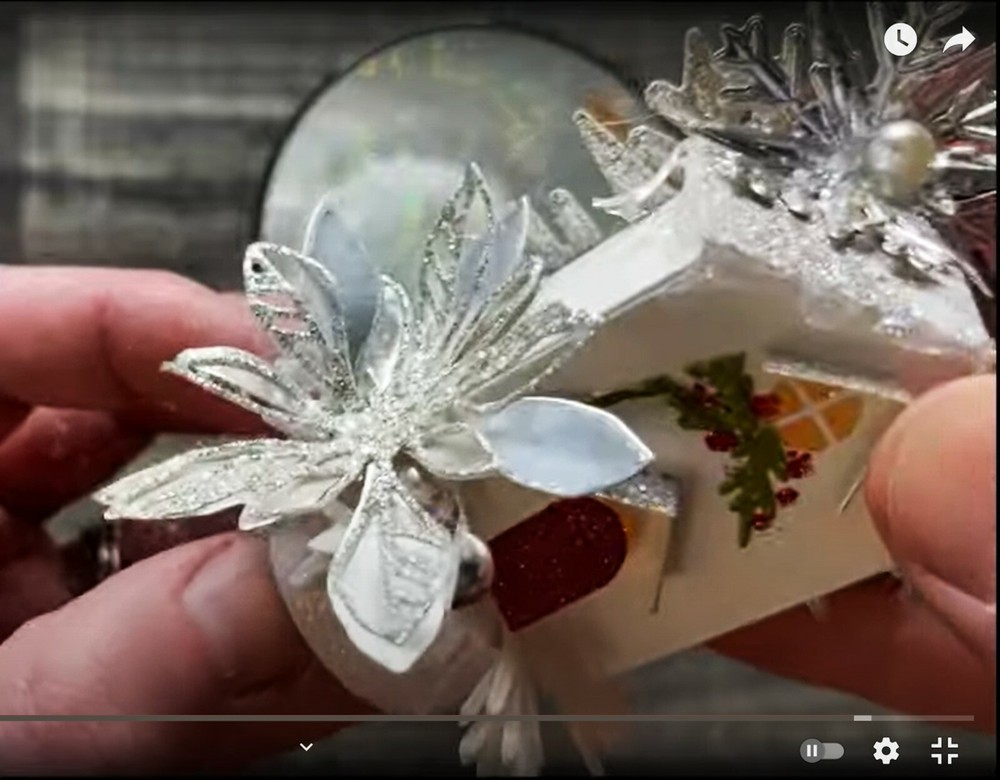 Sizzix Thinlits Festive Bouquet 6pc set #665565 Retail $21.99 by Tim Holtz