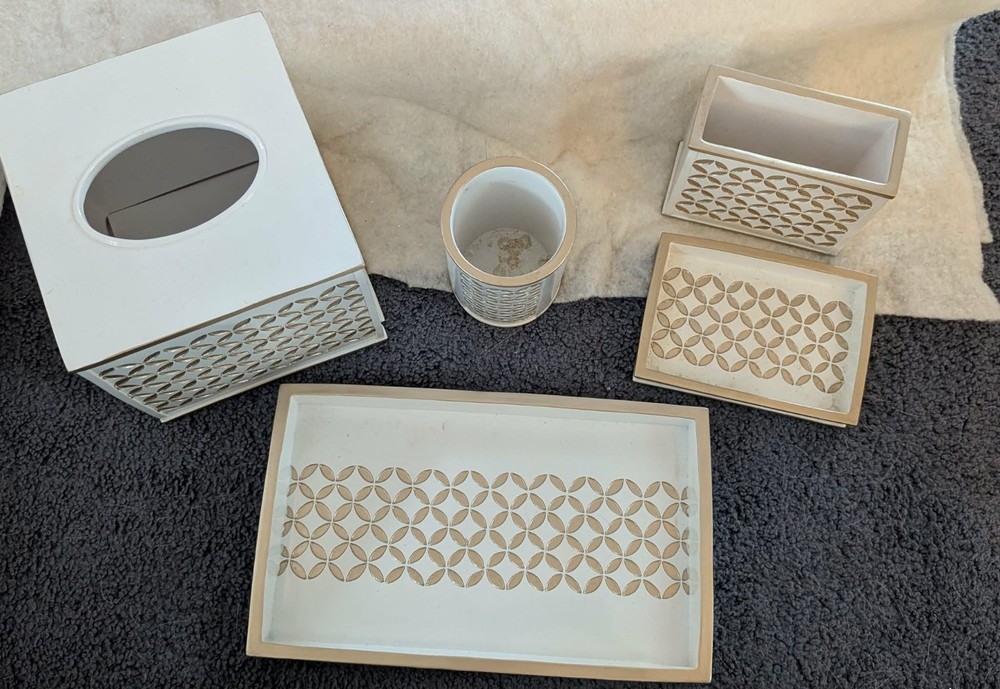 (5) White and gold bathroom accessories