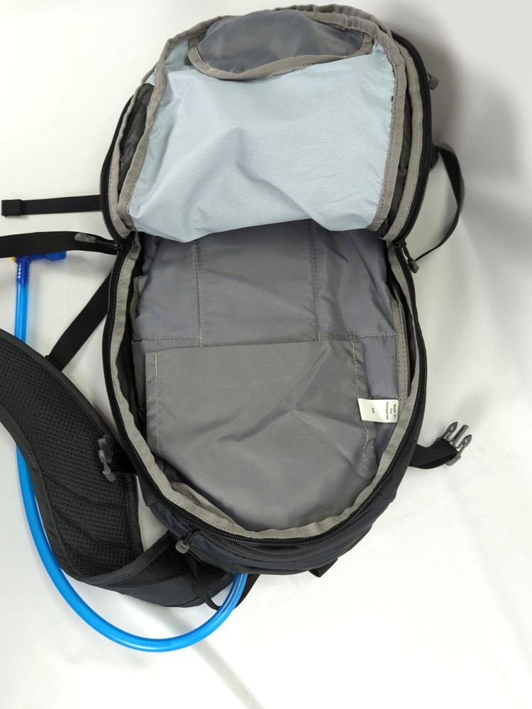 CAMELBAK M.U.L.E. Hydration 3L 100oz Black Backpack W/ Bladder & Quick link