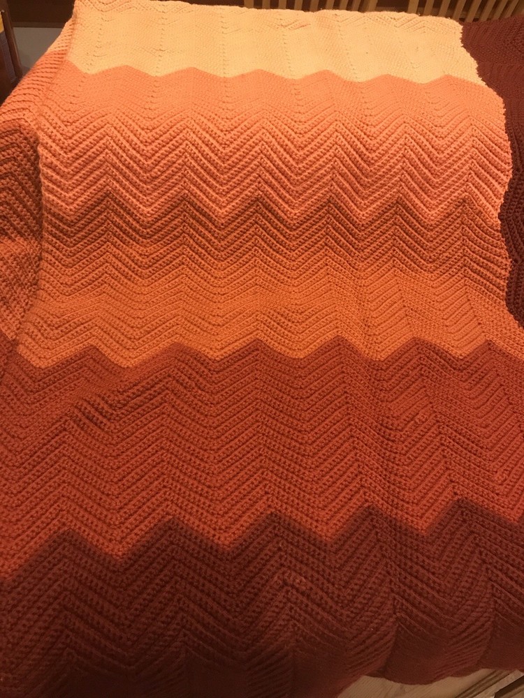 Vintage chevron pattern afgan 97”x78”