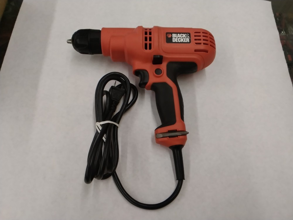 BLACK+DECKER DR260BOZR Drill.   READ DESCRIPTION!!!!