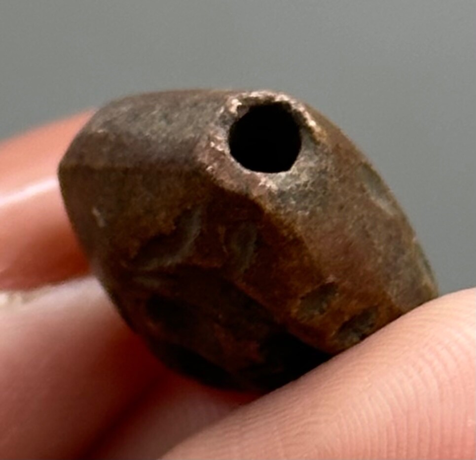 Ancient central Asian near eastern rare intaglio bead