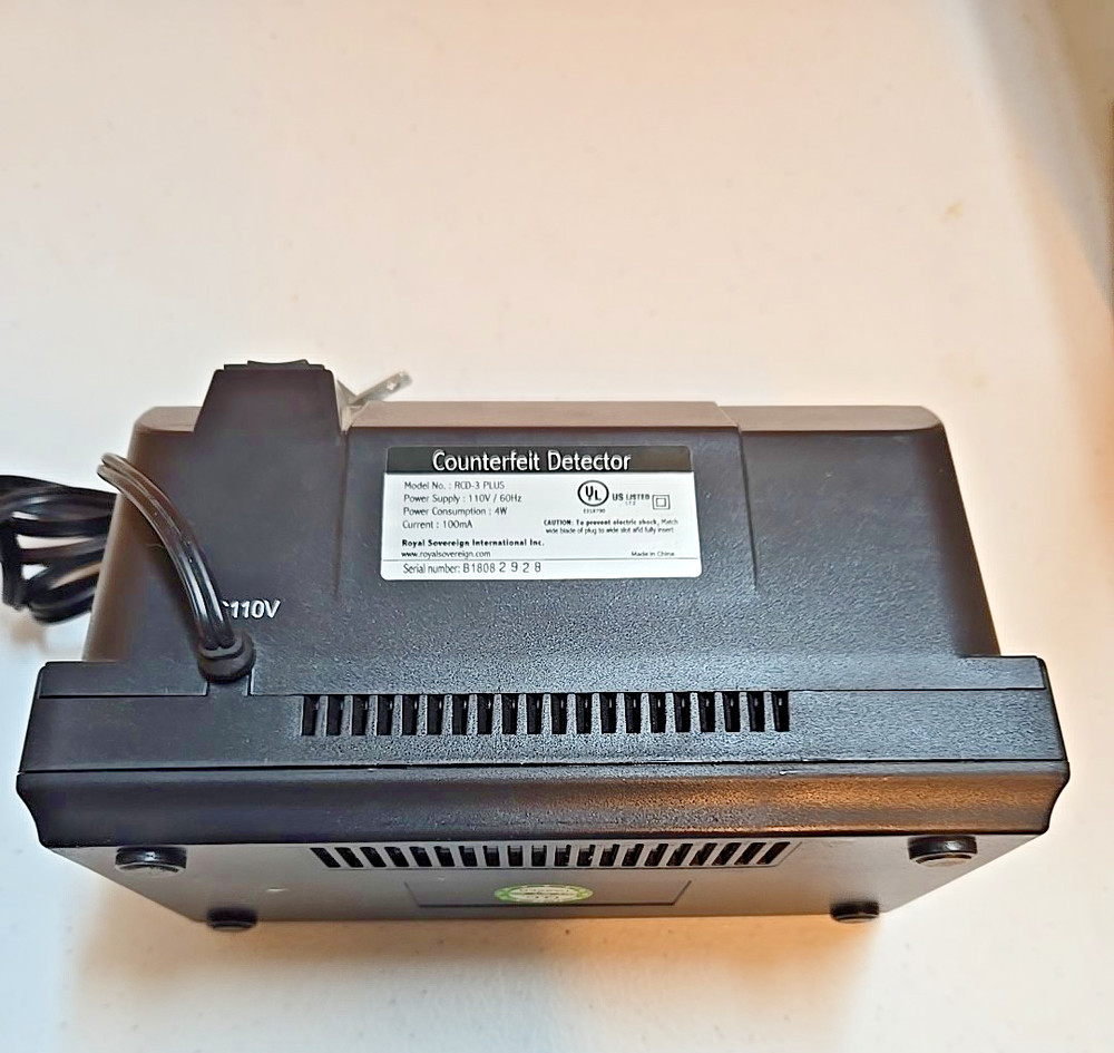 Royal Sovereign Counterfeit Detector; Model No. RCD-3Plus