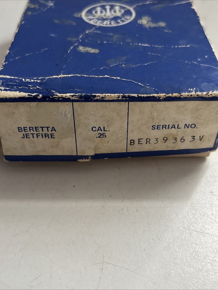 Beretta Jetfire Empty Box .25 Caliber Pistol