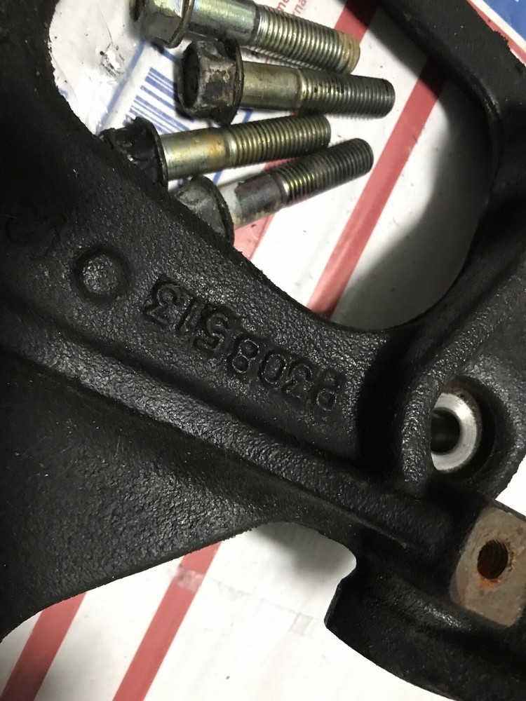 Used 94-01 Acura Integra AC compressor bracket engine mount