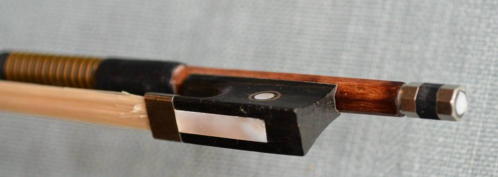 Full size 4/4 Octagonal Viola Bow, 66g