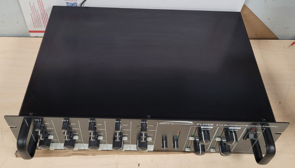 SPECO TECHNOLGIES PL200M AMPLIFIER (POWERS ON!)
