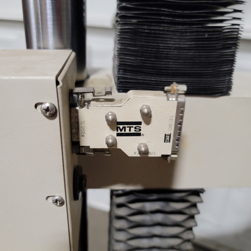 MTS SINTECH 200/S Tension Compression Material Testing Machine System 60ipm, 5kN