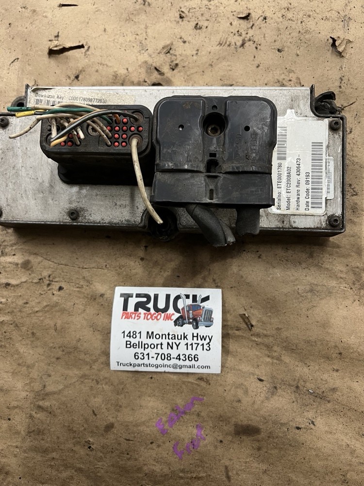 2013 KENWORTH TRANSMISSION CONTROL MODULE USED - P/N: ETC2008A02 *CORE*