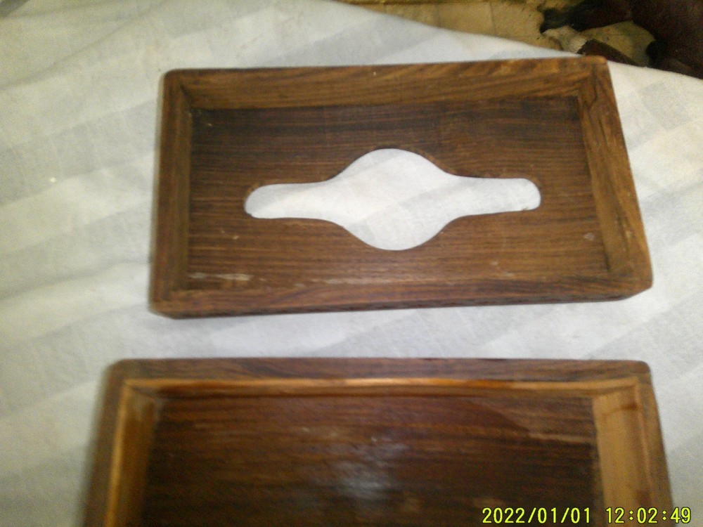 VINTAGE RED WOOD TISSUE BOX FLORAL PATTERN