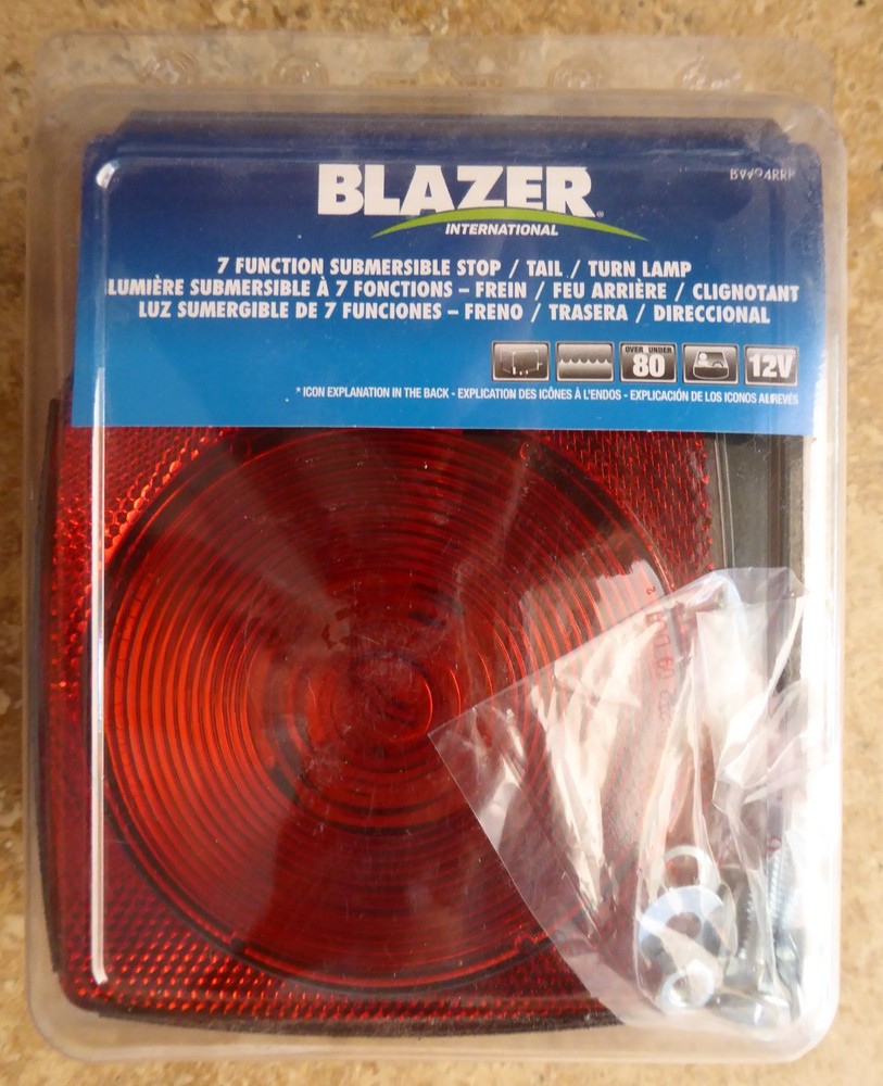 HOPKINS 7 FUNCTION SUBMERSIBLE STOP TAIL TURN LAMP #BW94RRP O/U 80DG PASS BLAZER