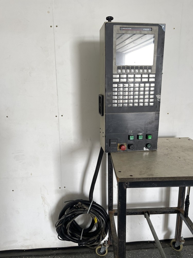 Cincinnati Milacron XTREEM ST 3-424-2403A02 Controller