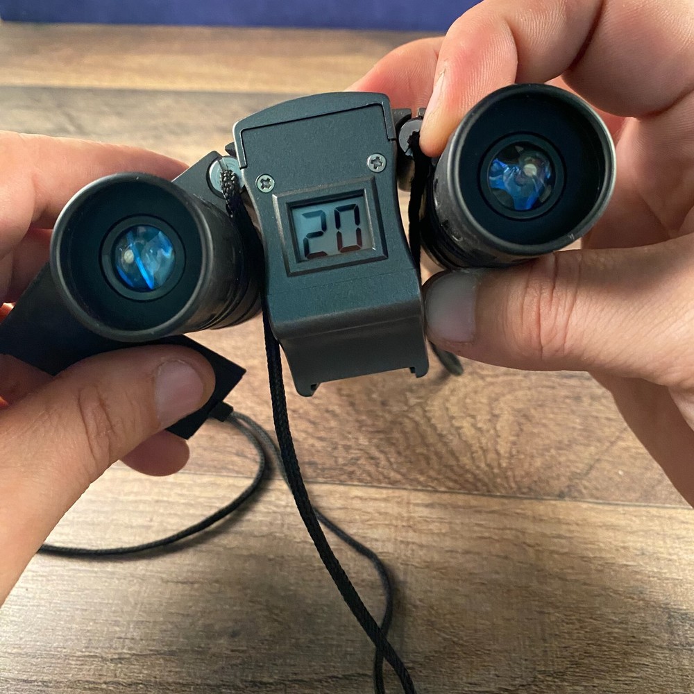 The Sharper Image Binoculars Image Capture Camera & Binocular