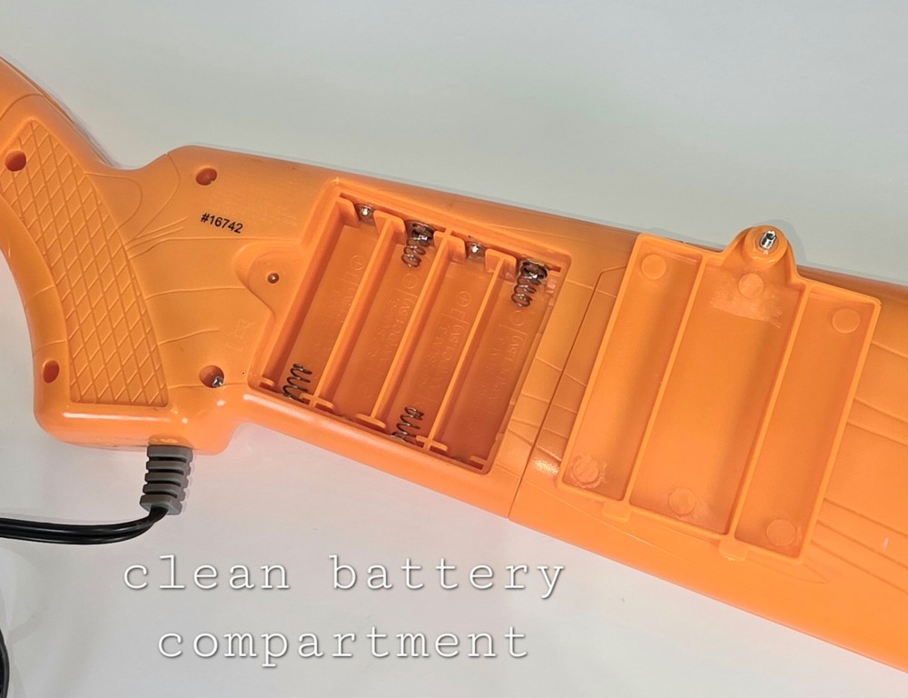 Jakks Pacific Buck Hunter Pro orange gun controller pump action without sensor